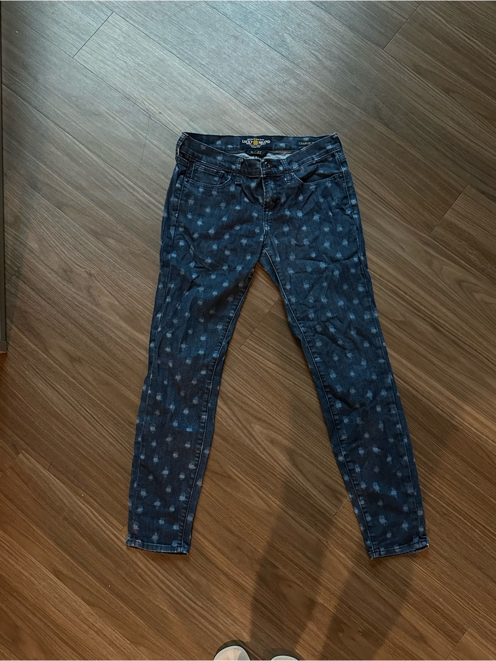 Lucky Brand Dark Blue Skinny Jeans with Subtle Dot Pattern